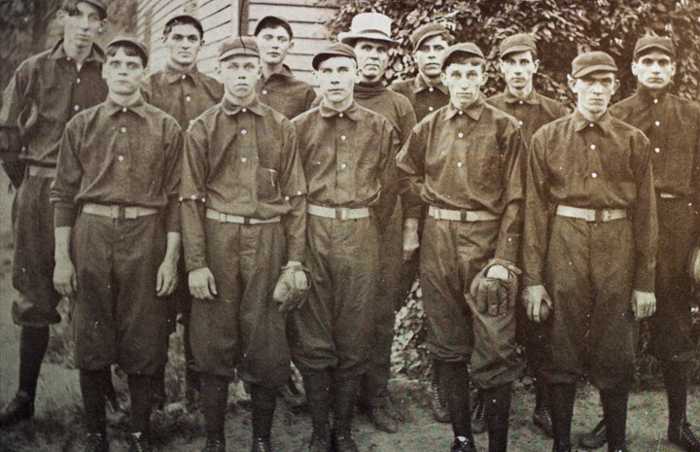 Baseball Team at Avalon.